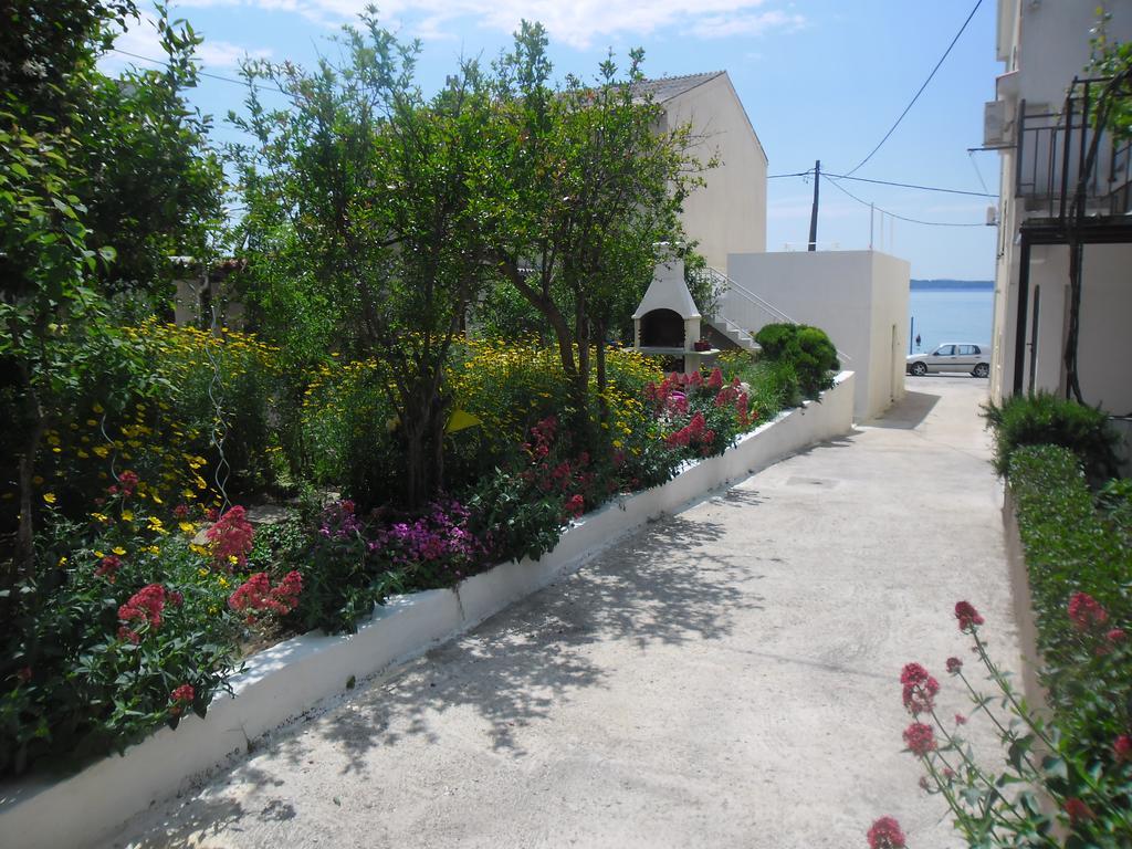 Apartments Krajici Kastela Luaran gambar