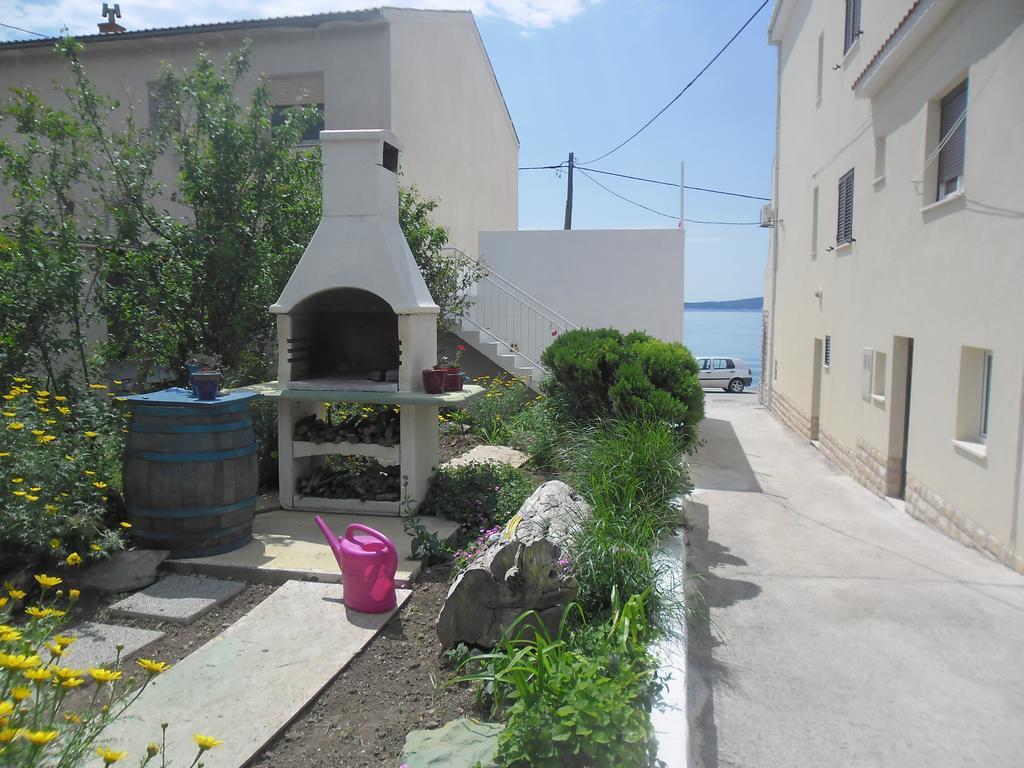 Apartments Krajici Kastela Luaran gambar