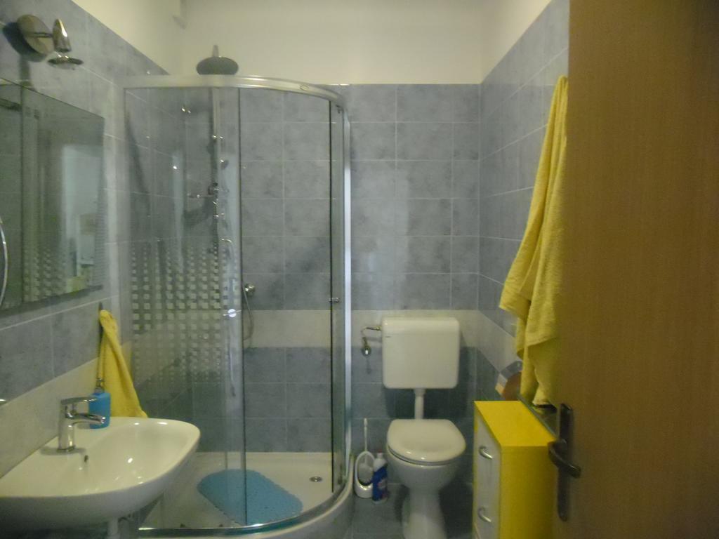 Apartments Krajici Kastela Luaran gambar