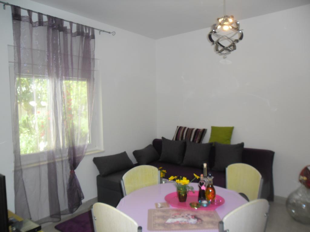 Apartments Krajici Kastela Luaran gambar